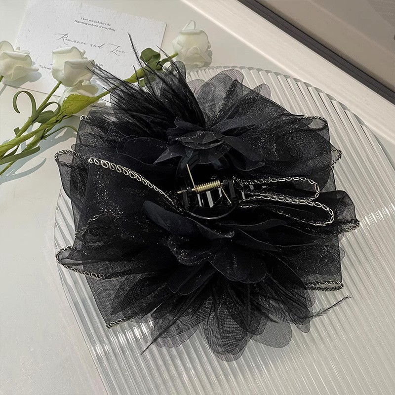 Black Feather Large Gripper-10.8cm