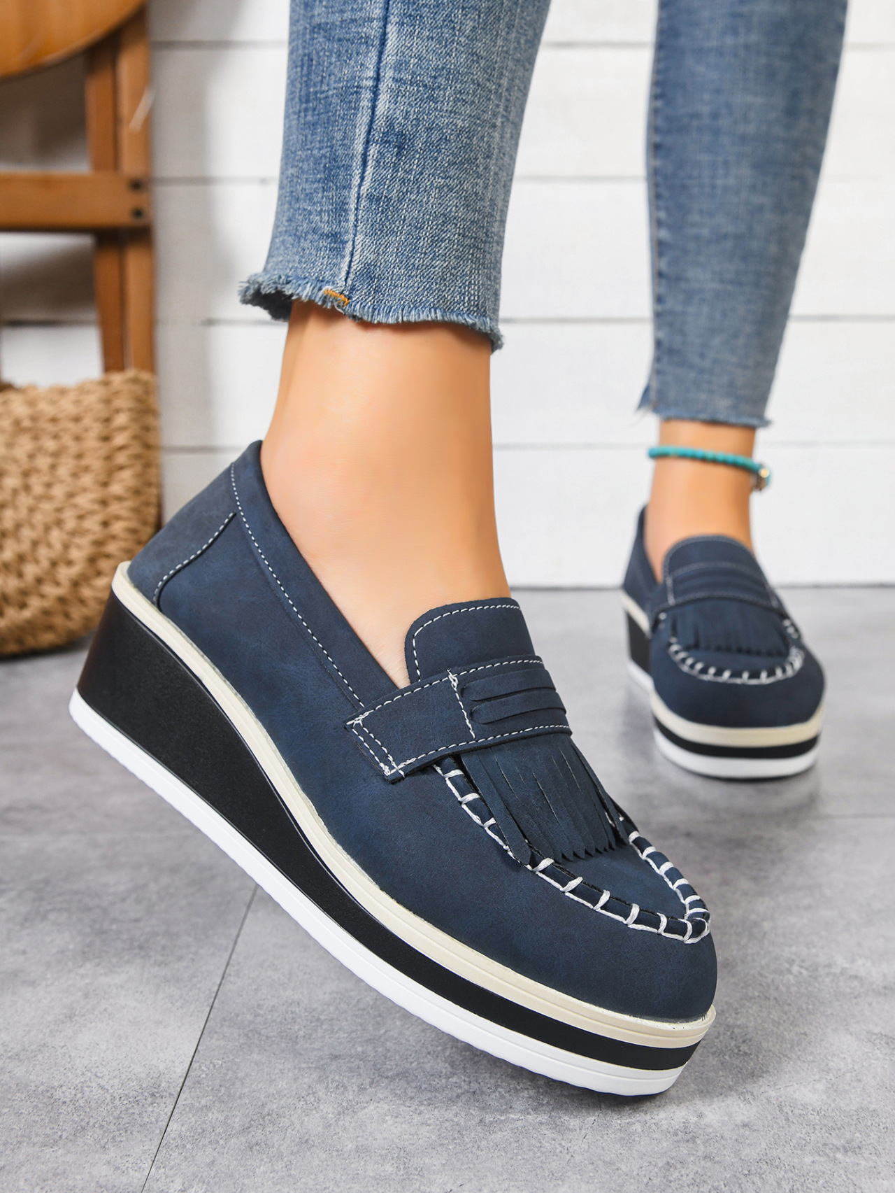 Damen-Slipper mit niedrigem Schaft, Quasten, britischem Stil, dicker Sohle, Keilabsatz und Federung_voghion.com