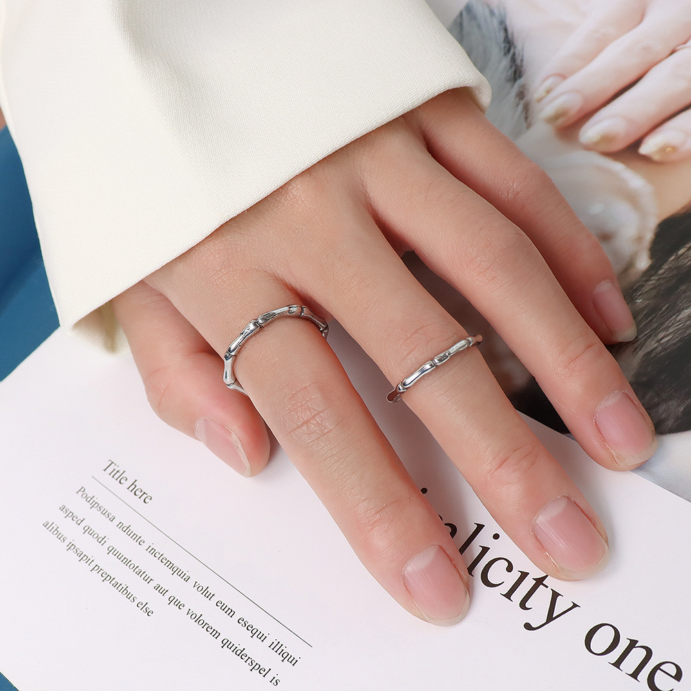 Estilo coreano ins simple todo fósforo anillo de bambú anillo femenino joyería de gran altura material de acero de titanio 18K joyería chapada en oro