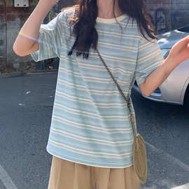 韩系ins浅蓝色条纹T恤女短袖夏季宽松休闲小清新百搭减龄甜美上衣