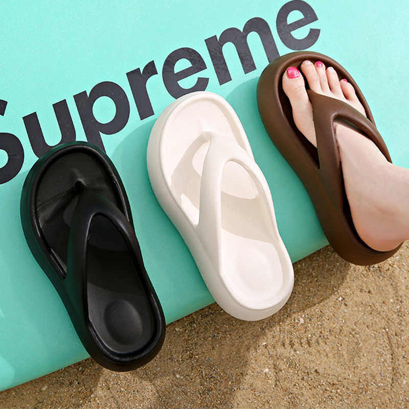 Thick-Soled Eva Flip-Flops for Women's Summer Outer Wear Flip-Flops, Internet Celebrity Seaside Beach Sandals and Slippers