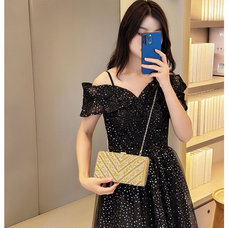 Nuevo paquete de cena de lujo ligero transfronterizo bolsas de mano de damas europeas y estadounidenses con diamantes vestido de fiesta de alta calidad bolsas de cena