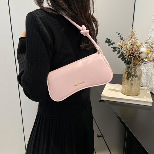 French minimalist retro fashion single-shoulder small square bag 2024 winter new unique trendy niche design handbag