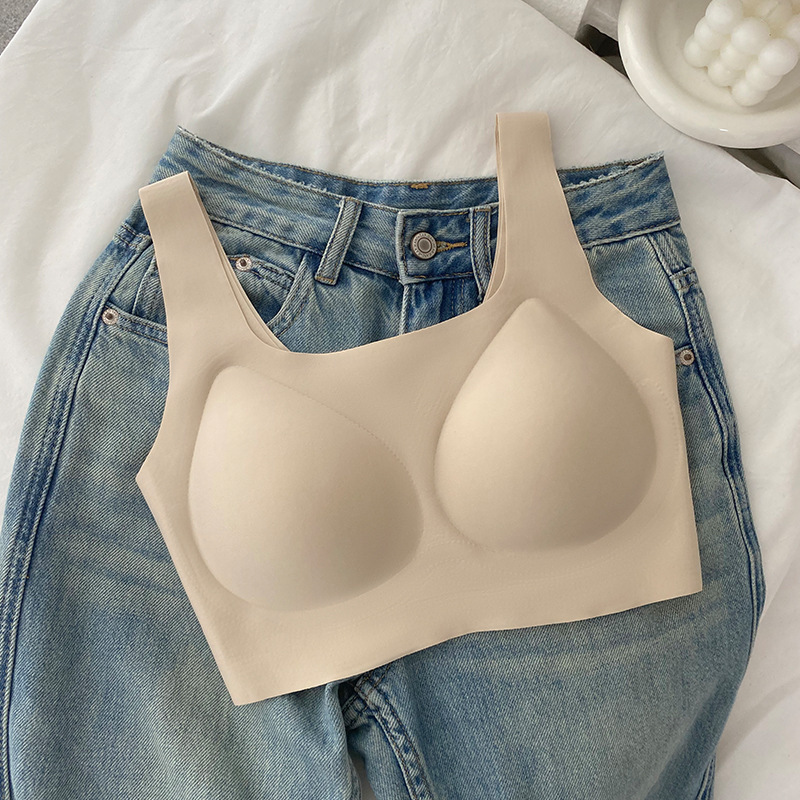 가벼운 안색 [넓은 어깨 끈]]