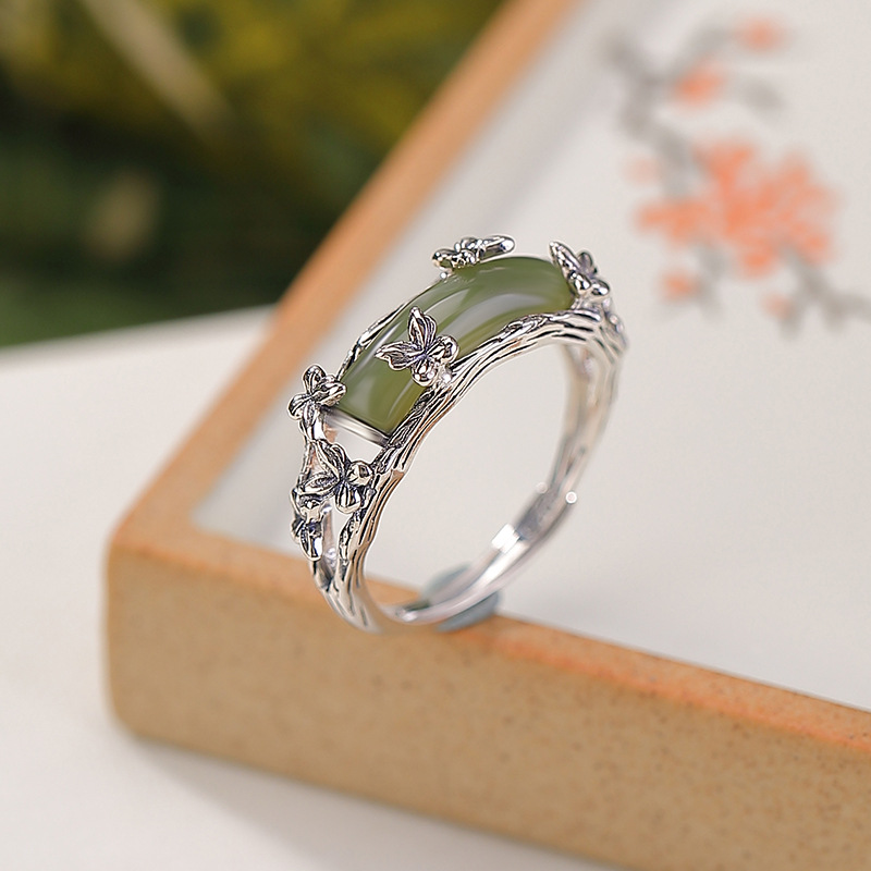 Nhẫn nữ bạc S925 mạ vàng đính ngọc Hetian sapphire hình bướm phong cách retro cổ điển — Một mảnh