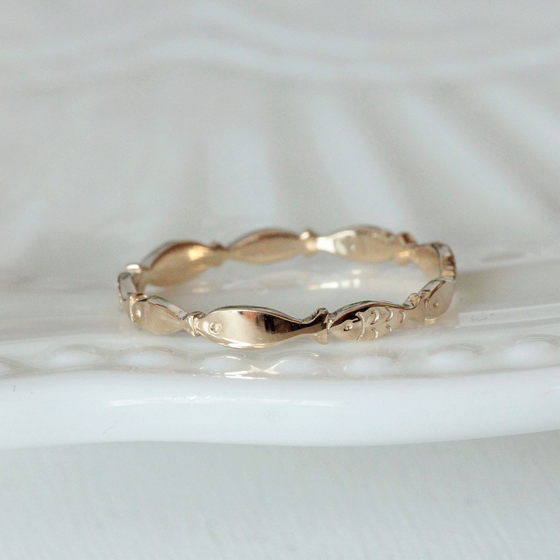 Anillo de dedo índice de lujo ligero s925 plata esterlina chapado en oro anillo de pescado Mujeres ins estilo nicho accesorios de alta calidad joyería