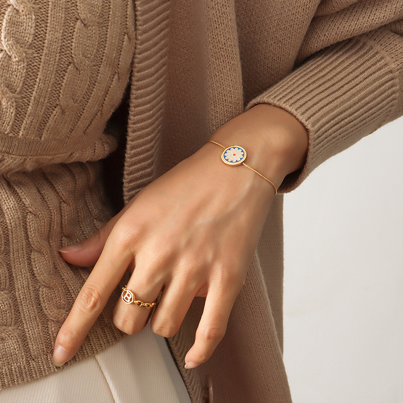 Fashion Geometric Flower Titanium Steel Plating Bracelets Earrings Necklace