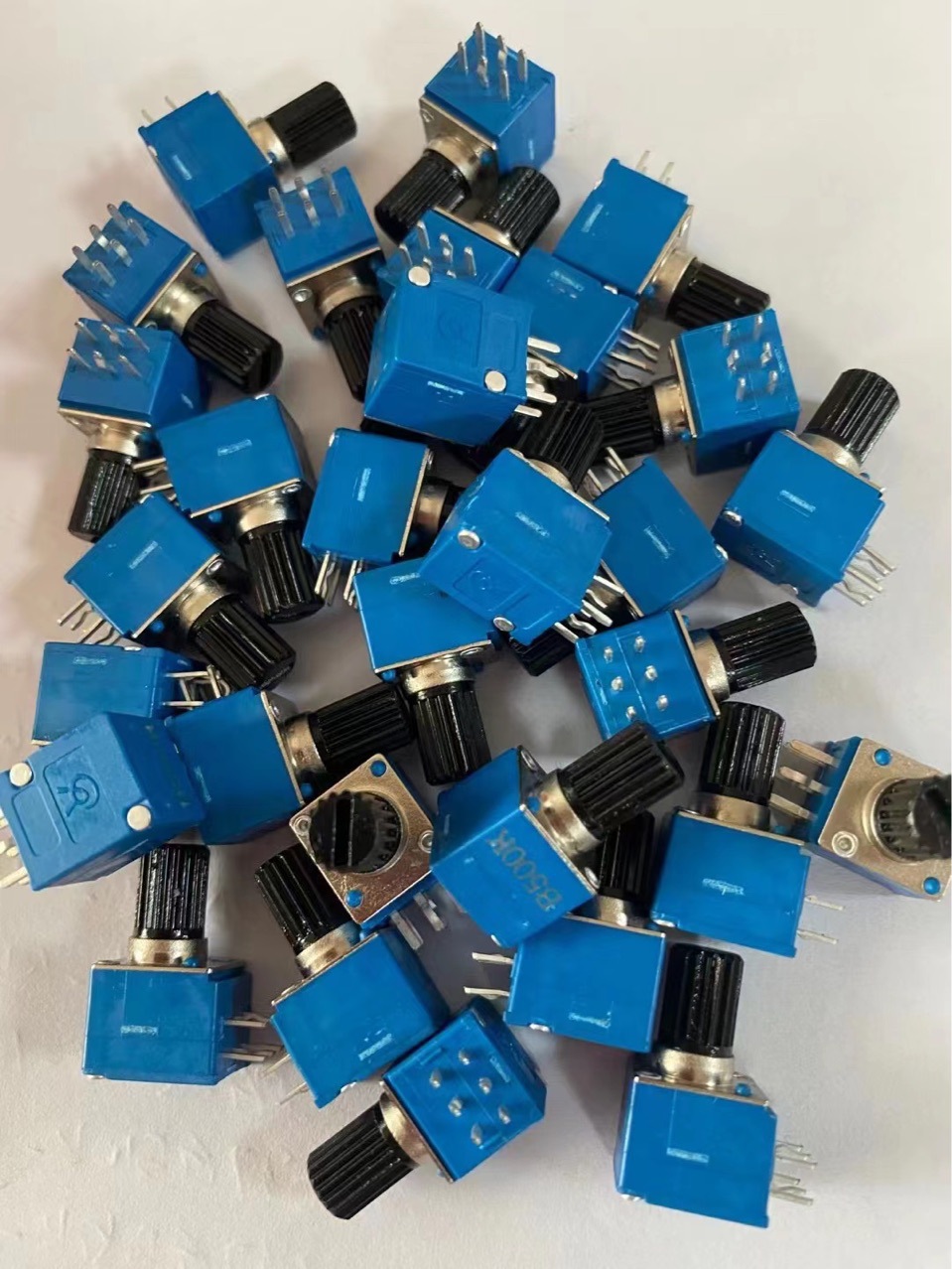 厂家直销音响功放汽车功放机用097进口碳膜电位器