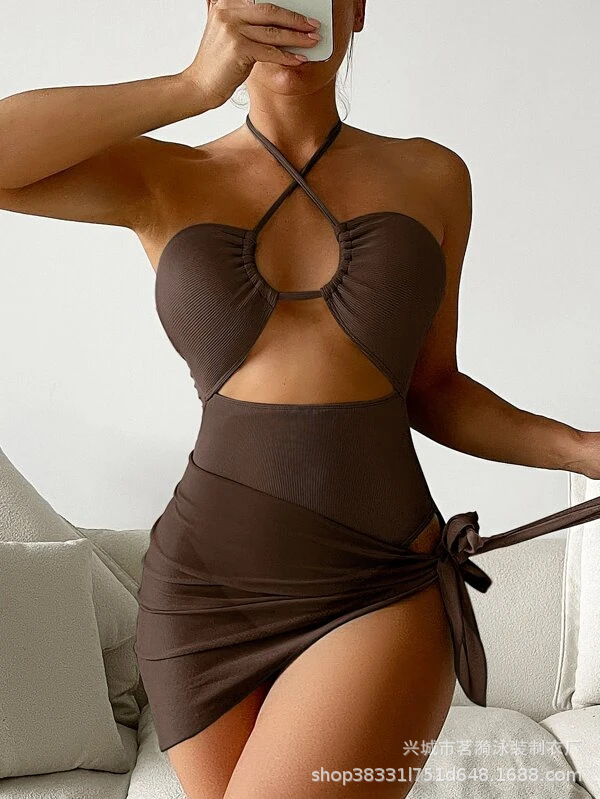 Mingyi nuevo europeo y americano sexy multicolor moda bikini pequeño pozo malla falda de tres piezas traje de baño de las mujeres