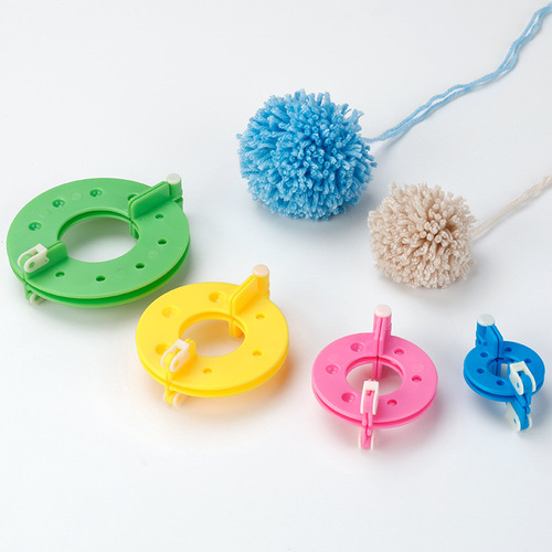 Wool pom pom maker, doll plush pom pom maker, pom pom maker, knitting machine, single size and color