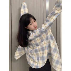 蓝色格子长袖衬衫女夏季新款法式设计感衬衣小个子慵懒风外套