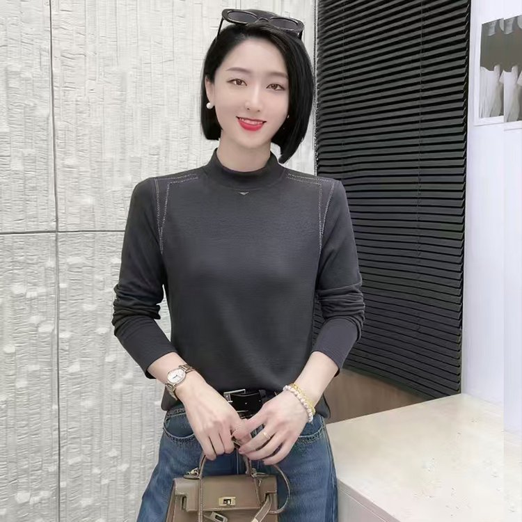一件代发直播爆款2025秋季新款时尚纯色半高领洋气减龄长袖打底衫|undefined