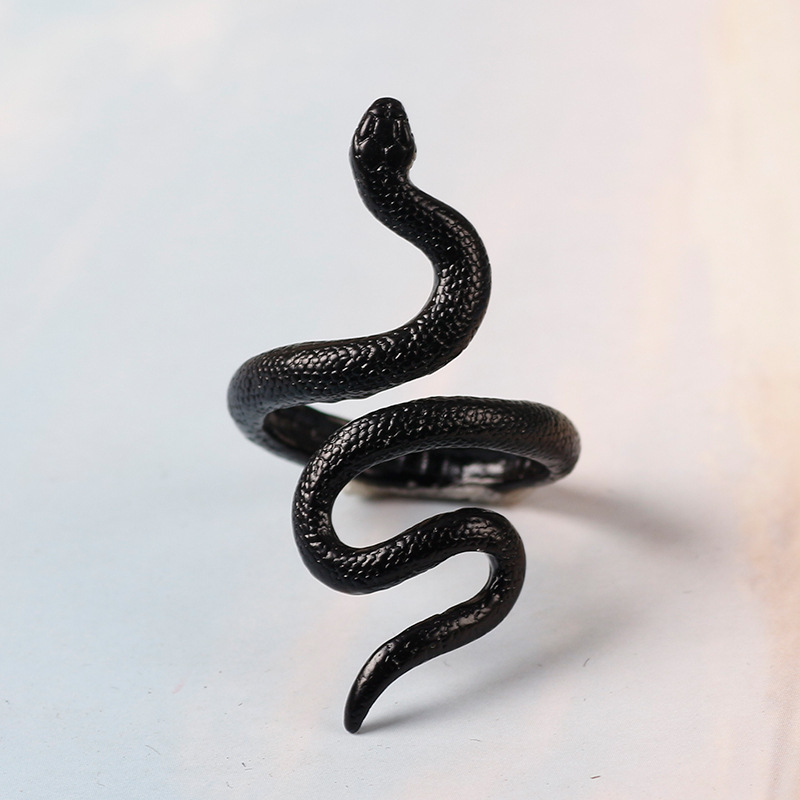 Snake Ring Image 2
