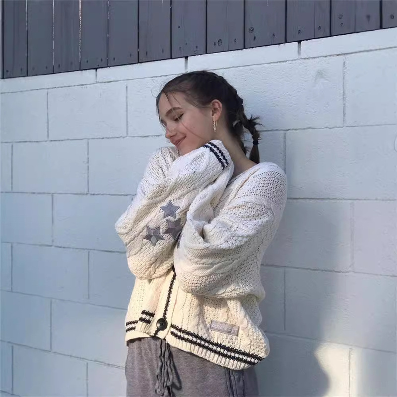 Autumn and Winter Solid Color Long-sleeved Cardigan Female Temperament Commuter European and American Bat Wing Knitted Off-white Single-breasted Sweater Jacket