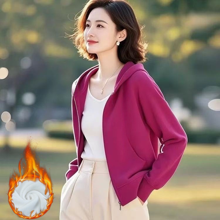 Rose red (plus velvet)