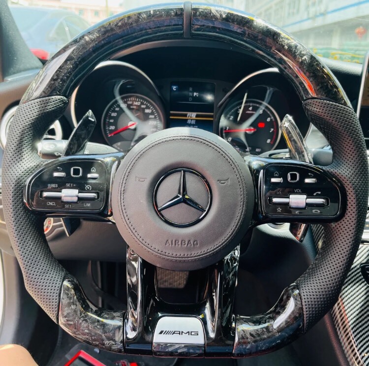 Suitable for Mercedes-Benz steering wheels of A-Class, C-Class, E-Class, ML old models, upgraded to new models, modified AMG carbon fiber steering wheel assembly