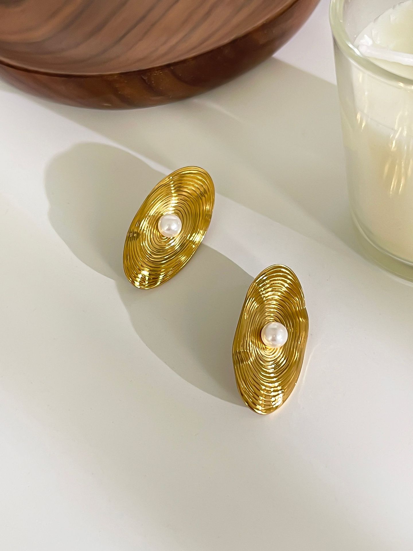 Real Gold Plated Plating Material Imitation Pearl Inlay Material PVD Coated Real Gold Plated Geometric 304 Stainless Steel Vintage Style Simple Style Waterproof Non Tarnish Surgical Steel Plating Ear Studs