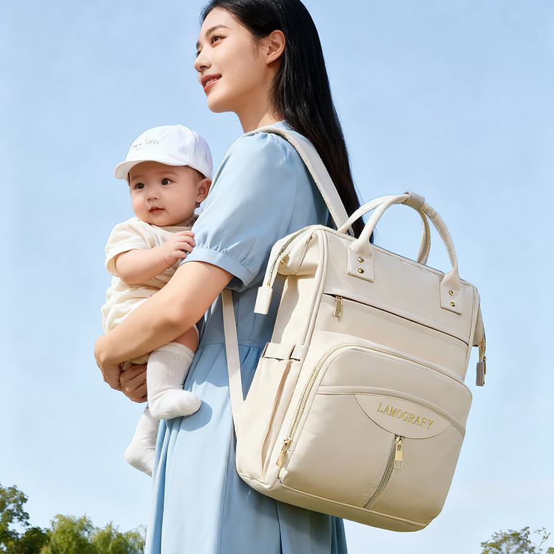 Large-Capacity Multifunctional Mommy Bag with Double Shoulder Straps, Can Be Hung on a Stroller, Independent Milk Compartment, Insulated Mommy Bag