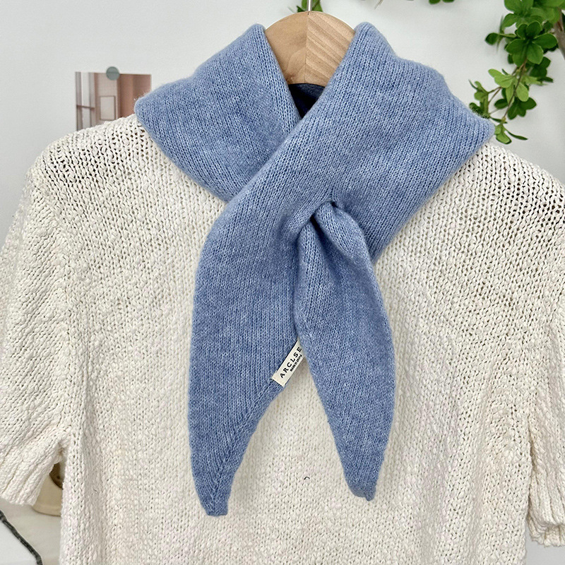 Bufandas de invierno femeninas de alta calidad estilo coreano de estilo universal protector de cuello bufandas de punto triangulares sólidas bufandas