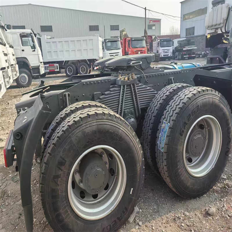 Howo Tractor Truck Howo 10-Wheel Mining Dump Truck Howo Refurbished and Remanufactured 371 Horsepower Heavy Truck