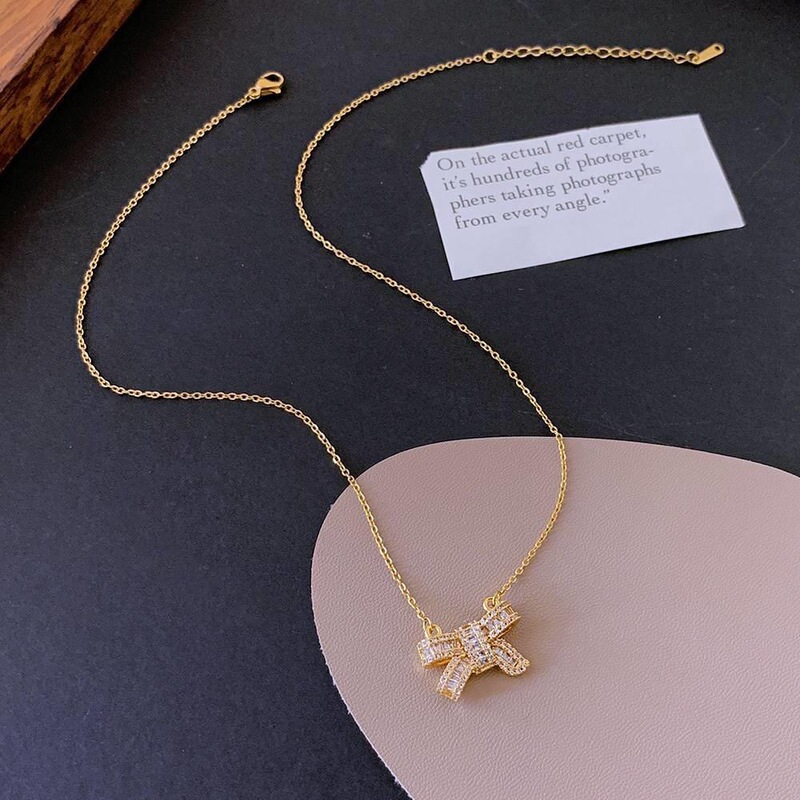 Copper-Plated Real Gold Pendant, Light Luxury Micro-Inlaid Zircon Fashion Bow Necklace, High-End Temperament, Cool Style, Non-Fading Copper-Plated Real Gold Pendant, Light Luxury Micro-Inlaid Zircon Fashion Bow Necklace, High-End Temperament, Cool Style, Non-Fading