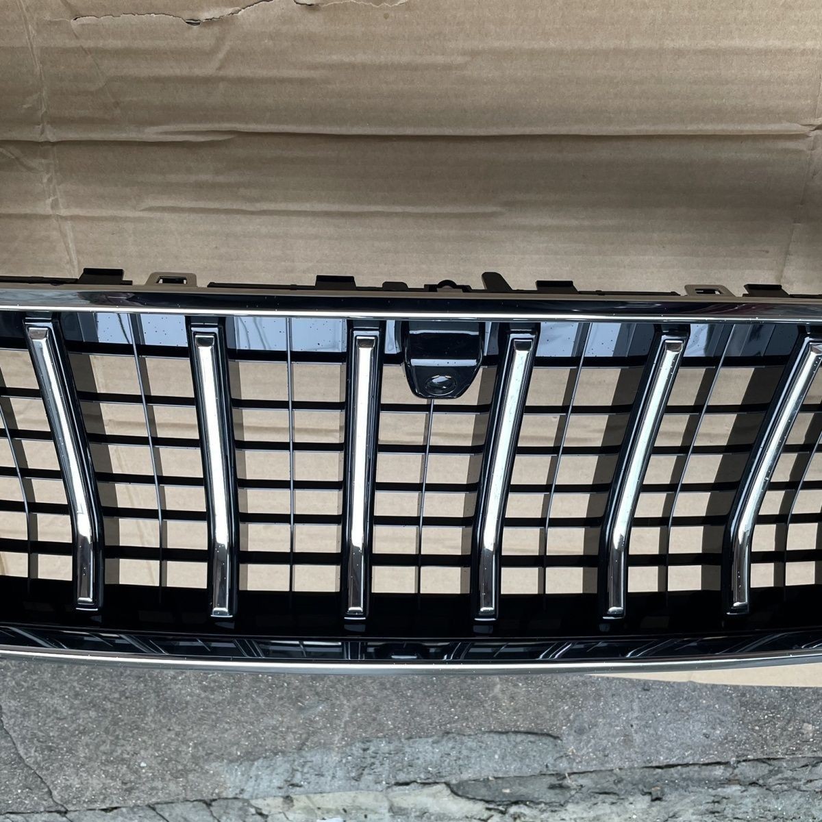 Suitable for JAC J7 Jiayue A5 middle net assembly Sihao front bumper radiator ventilation net front grille front face