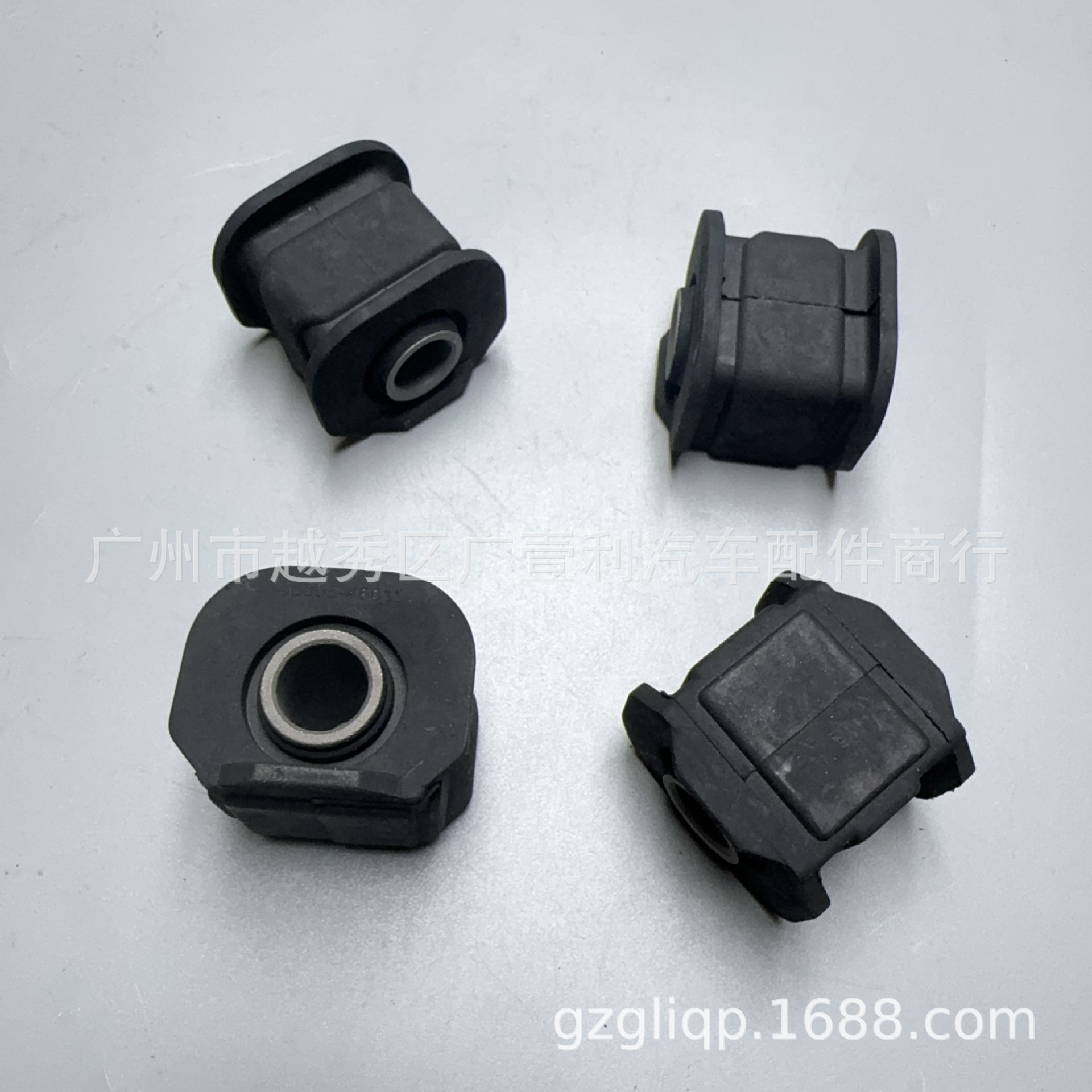Applicable 48655-46011 48655-10050 EP80 EL53 EL55 lower suspension rubber sleeve is large