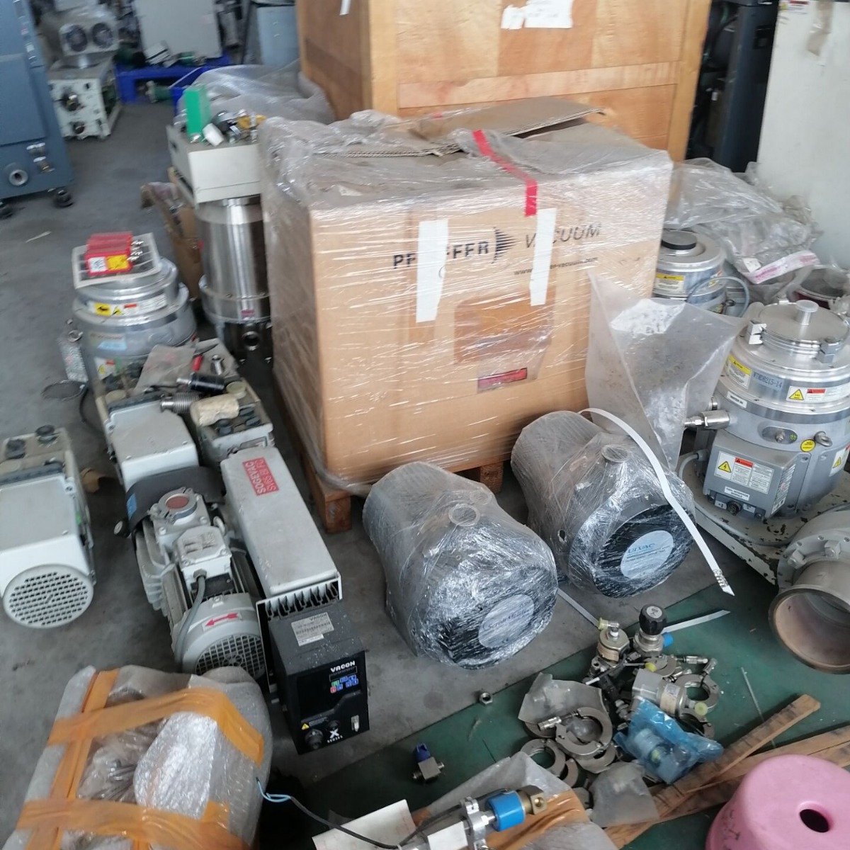 二手品牌真空设备，现货，低至一折，可翻新销售。议价