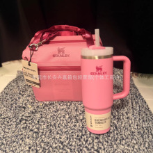 Stanleyʷ����������Ͱ�THE ALLDAY40OZQUENCHERCARRY-ALL���±�