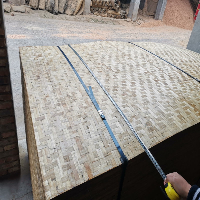 Caja de embalaje de madera contrachapada de bambú tejido 3mm5 chapa de madera contrachapada de bambú plantilla de construcción decoración de techo suspendido