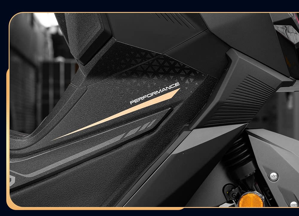 Suitable for Sanyang Leopard 300 anti-scratch fuel tank film, waterproof and sun-proof footrest decal, body modification film