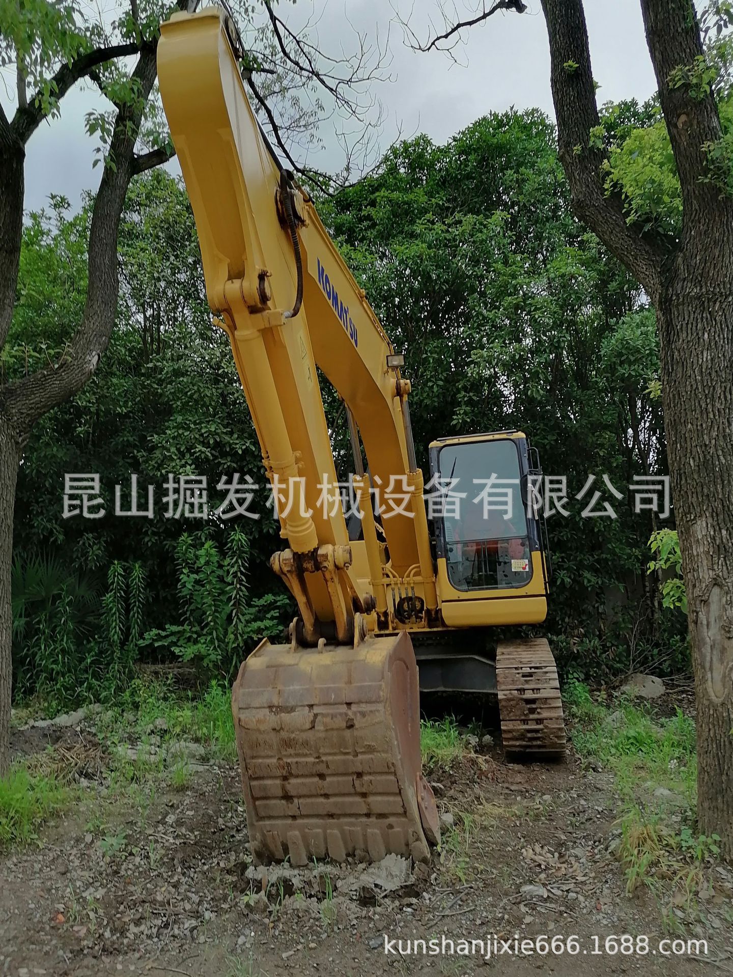 小松PC160-7挖掘机
