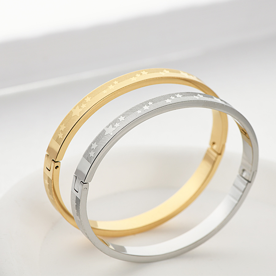 25g Weight Bangle Classification Titanium Steel Chain Material 1 Piece Quantity Holiday, Daily Occasion Titanium Steel Material Star Pattern Women's Gender Plating Design Basic, Classic Style Style Basic Classic Style Star Titanium Steel Bangle In Bulk 9