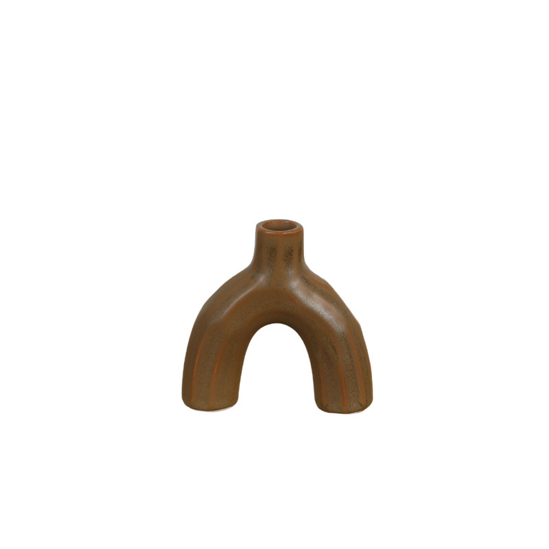 Ornamento de cerámica de viento tranquilo de la sala de estar de escritorio doméstico retro candelabros de atmósfera decoración suave al por mayor