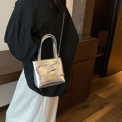 Simple and fashionable small handbag for women, Korean style, casual small square bag,  summer high-grade texture underarm bag 