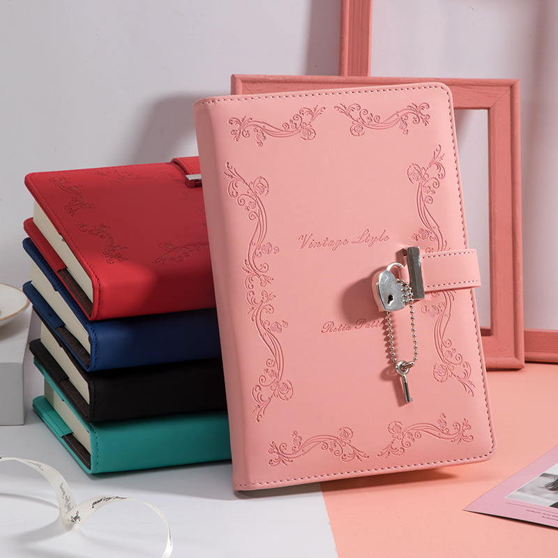 A5 Creative Love Lock Notebook suit Student Leather Latch Journal Book Thick Leather Notepad Custom Logo A5 Creative Love Lock Notebook suit Student Leather Latch Journal Book Thick Leather Notepad Custom Logo