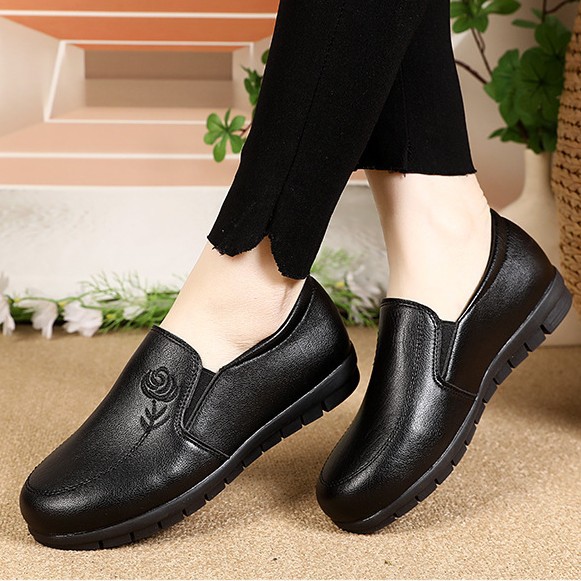 Grandes zapatos de pies anchos, zapatos de pies gordos, zapatos de primavera y verano sueltos, huesos de pies grandes, zapatos de cuero suave de ultrafibra, suela suave antideslizante, desgaste