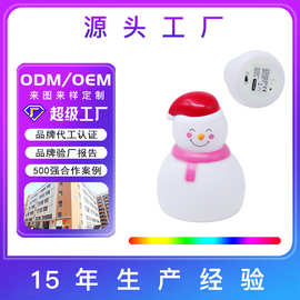 圣诞创意七彩雪人氛围小夜灯 搪胶材质 电池供电 工厂直销