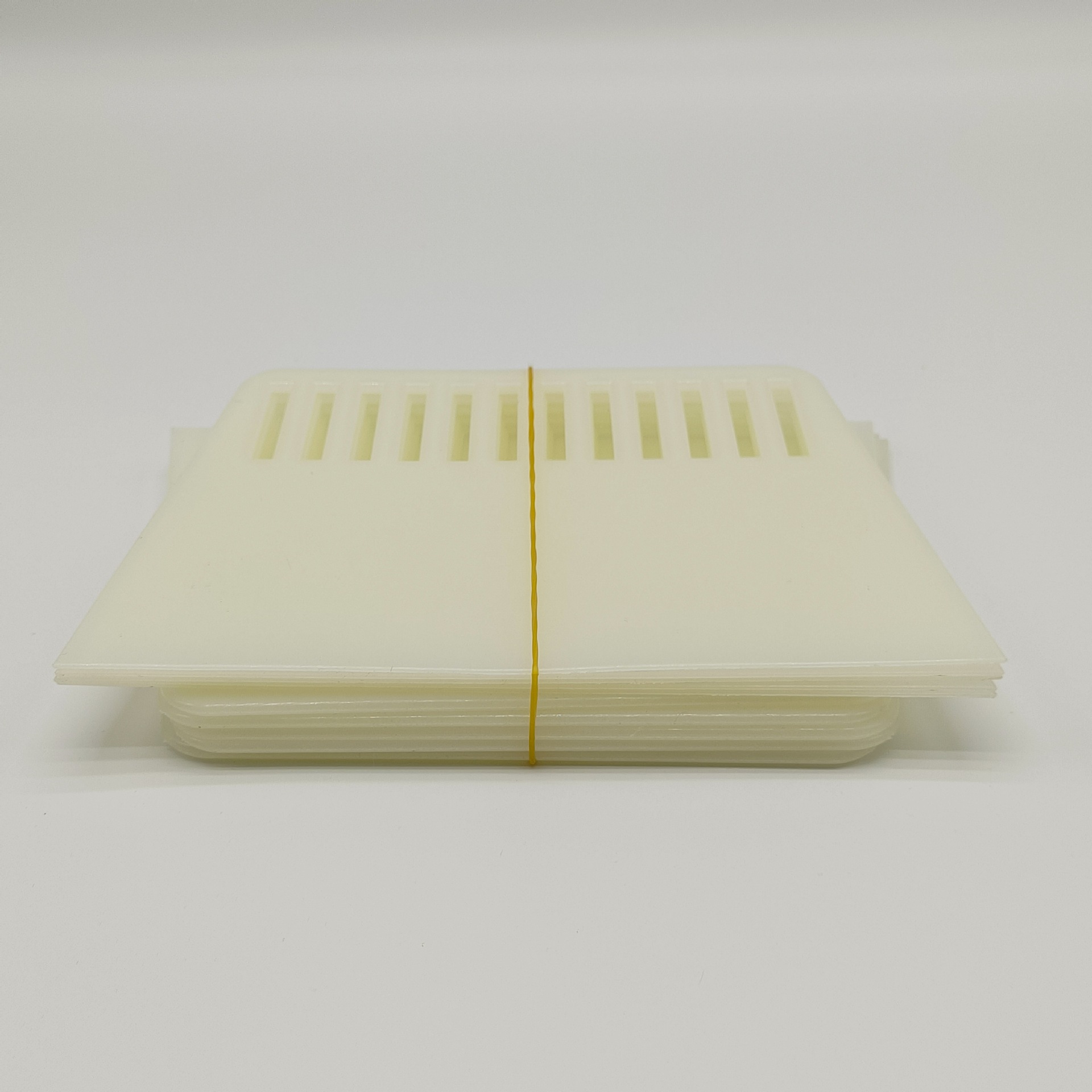 厂家货源加厚塑料墙纸刮板小号粘膜玻璃刮板梯形熟料腻子汽车刮板