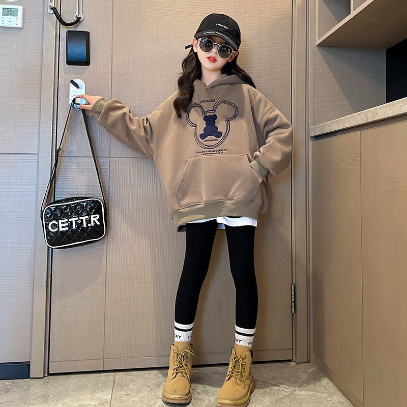 2023 Herfst/Winter Meisjes Kleine Beer Hoodie Zwarte Broek Tweedelige voor grote jongens Trendy losse casual set_voghion.com