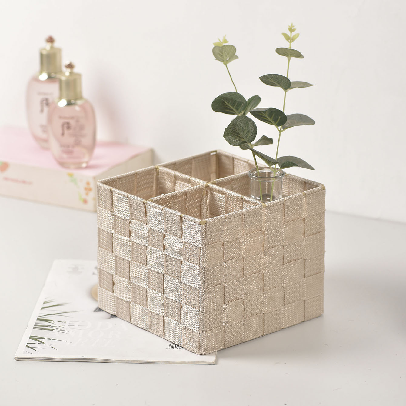 Cestas de almacenamiento de escritorio multifuncionales simples japonesas Caja de almacenamiento de cosméticos Caja de almacenamiento multifuncional tejida a mano