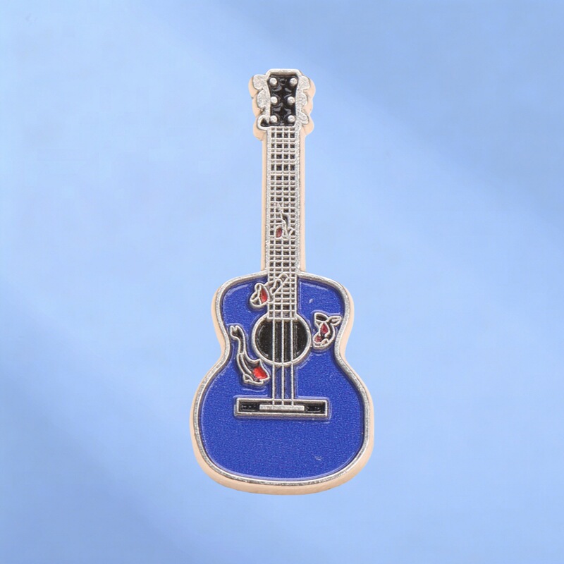 Blues Guitar Brooch, Koi Elements and Musical Instruments, Trendy Music Badges, Clothing Accessories, Ready-Made Wholesale