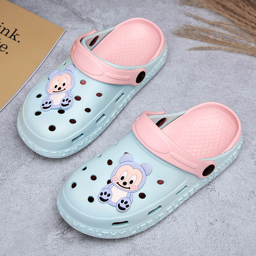 Children's Croc Shoes Summer Baby Slippers Lightweight Non-Slip Soft Soled Boys Girls Sandals Children's Beach Shoes