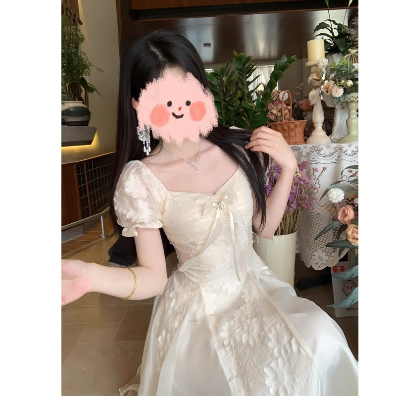 Blovelan白茶与风纯欲白月光气质刺绣花朵蓬蓬连衣裙度假风长裙女|undefined