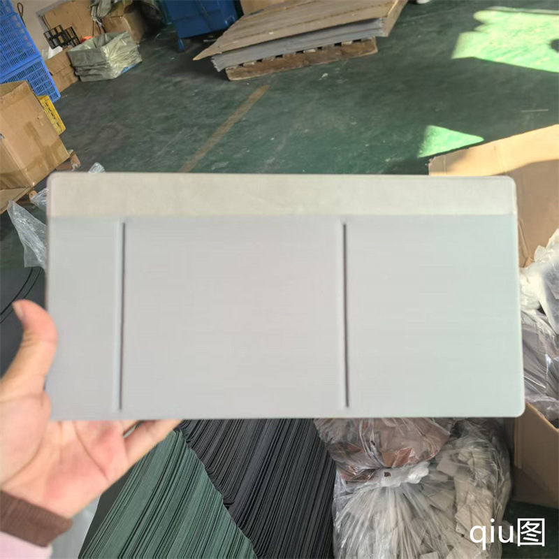 現品のノートの自己貼付式のマウスはデータ線のハードディスクの収納袋のレカブの3mゴムの収納袋を包みます。|undefined