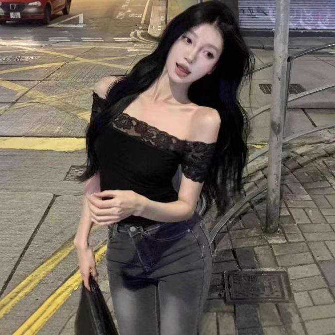 Pure Sexy off-shoulder Lace Stitching Backless Short-sleeved T-shirt Women's Summer Slim-fit Spice Girl Bottoming Top Women's T-trendy