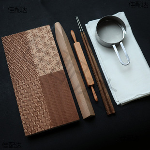 And fruit tools, a complete set of and radish seed making tools, a complete set of and radish seed triangular stick practice cutting mold