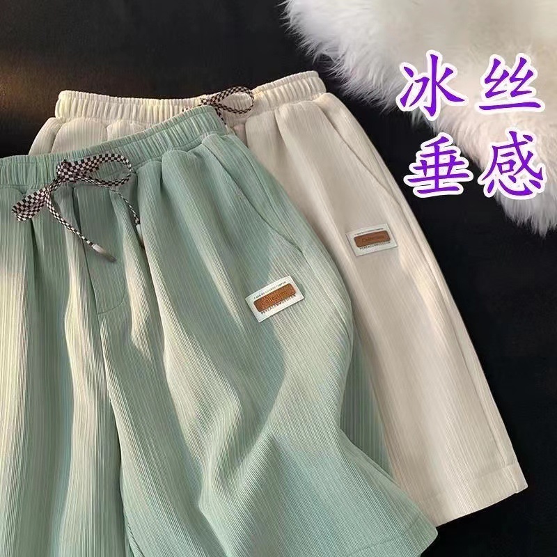 Shorts New ice silk men's summer thin relaxed breathable pendulous student five quarter pants embroidered straight leg casual shorts