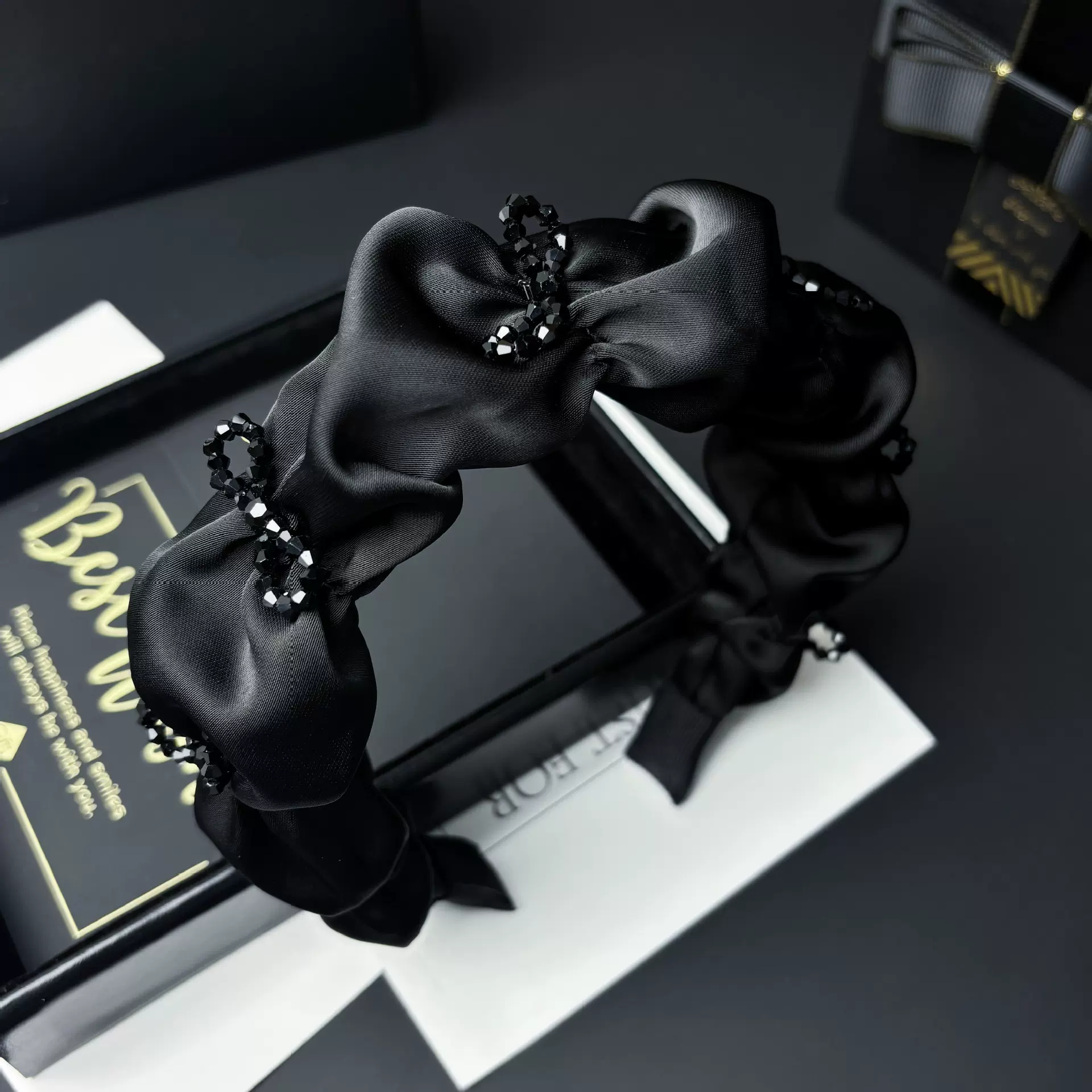 阿吉豆发箍复古女款高颅顶古风黑晶石蝴蝶结缎面褶皱显脸小头箍