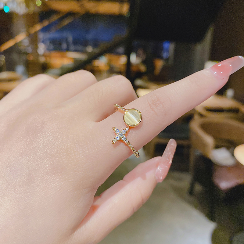 copper design sophisticated ring with stone with zircon